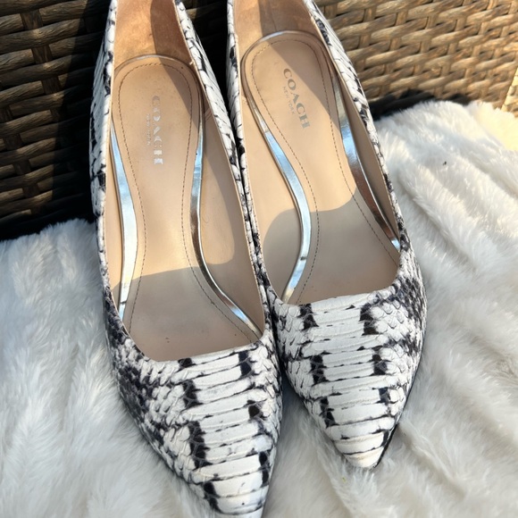Coach Snake Print 6.5 B wedges - Picture 1 of 3